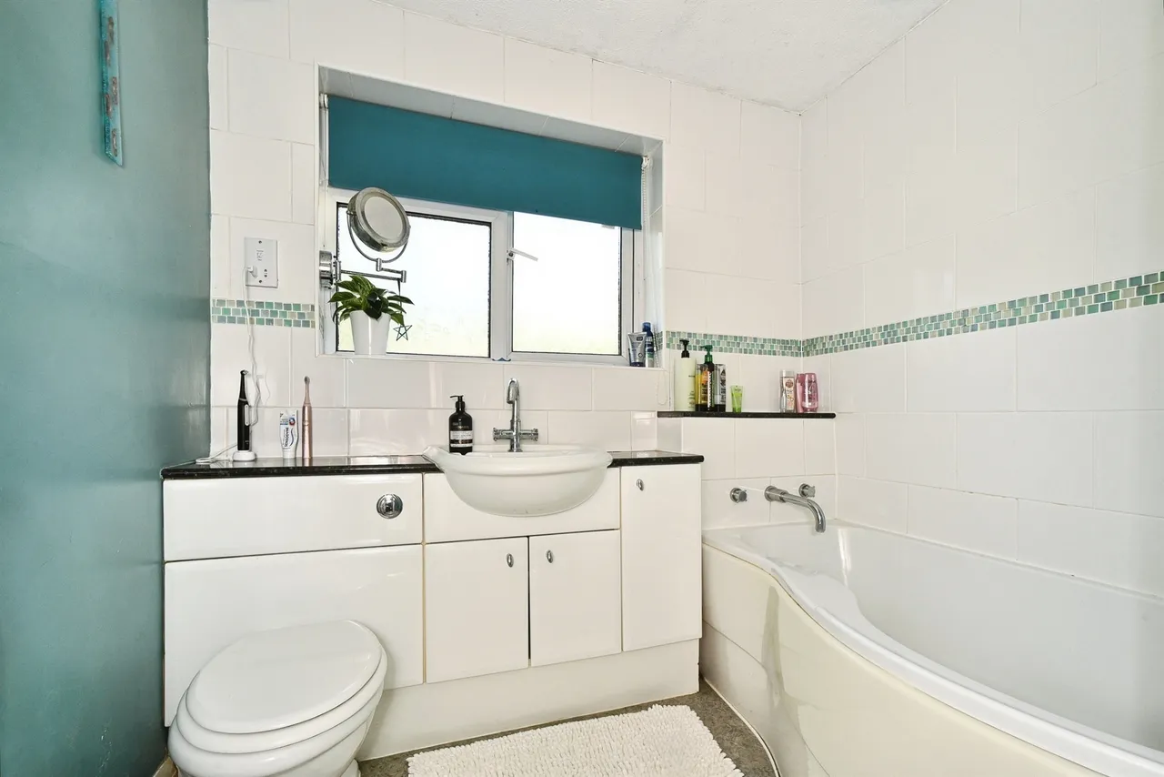 Pleydell Road, Swindon, photo 11