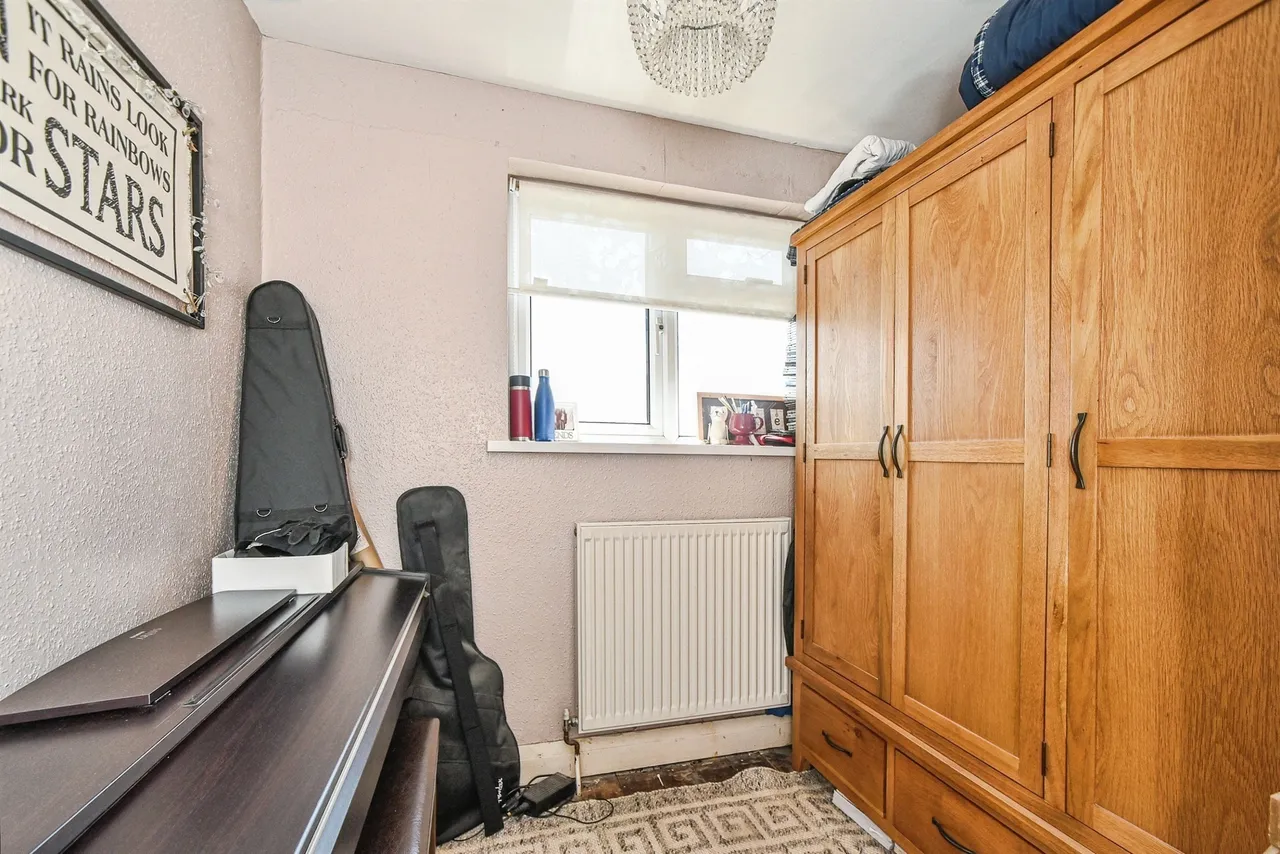 Pleydell Road, Swindon, photo 12