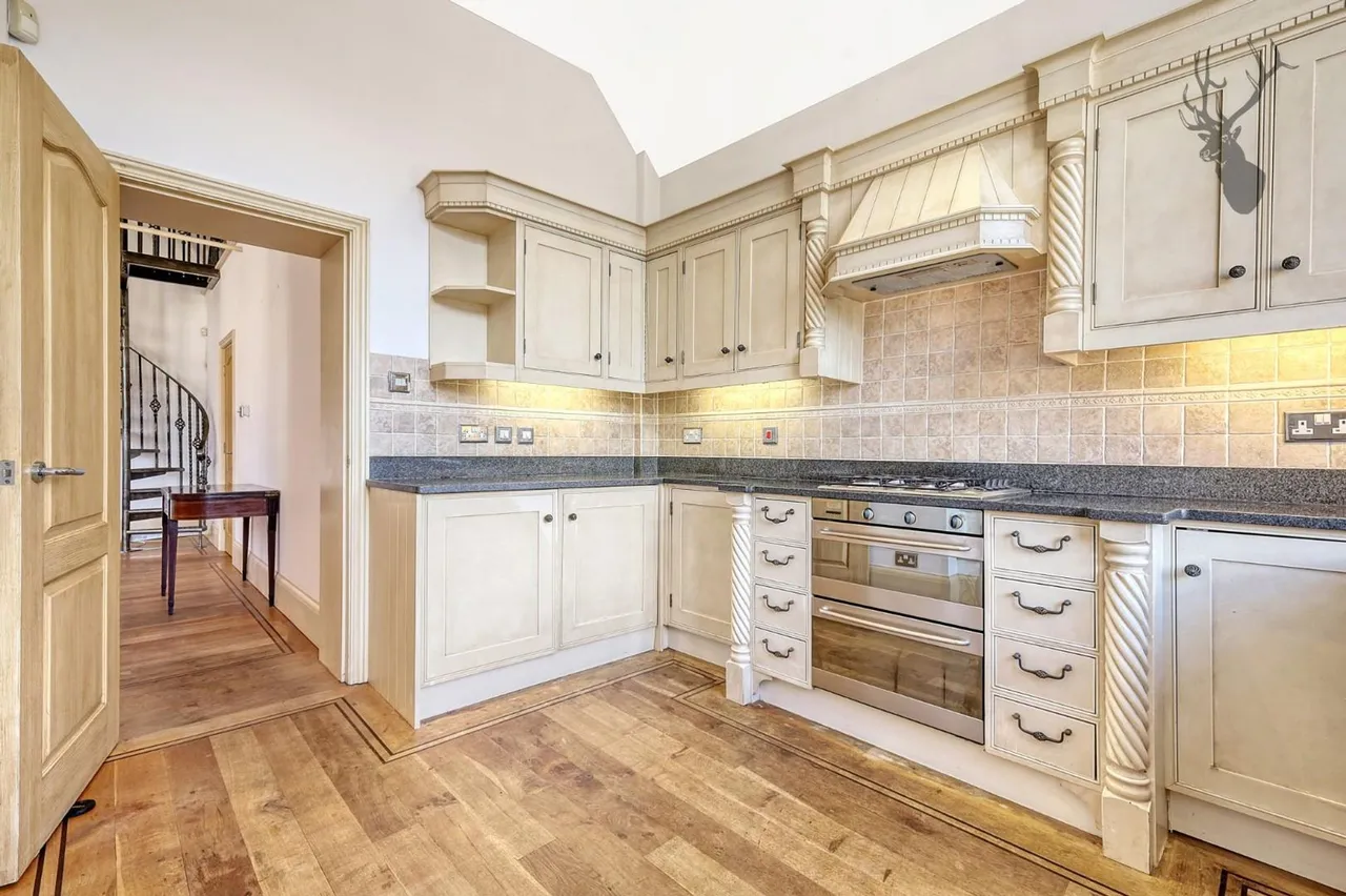 Elmbridge Hall, Fyfield, CM5, photo 3