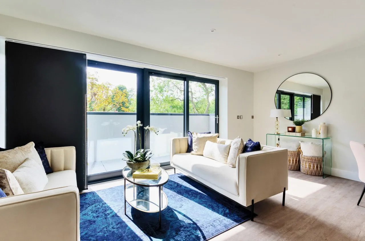 Asplands Close, Woburn Sands, MK17, photo 4