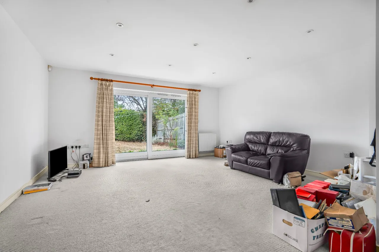 Oak Tree Gardens, Guildford, GU1, photo 4