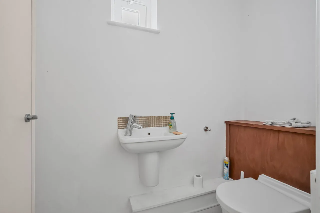 Oak Tree Gardens, Guildford, GU1, photo 6