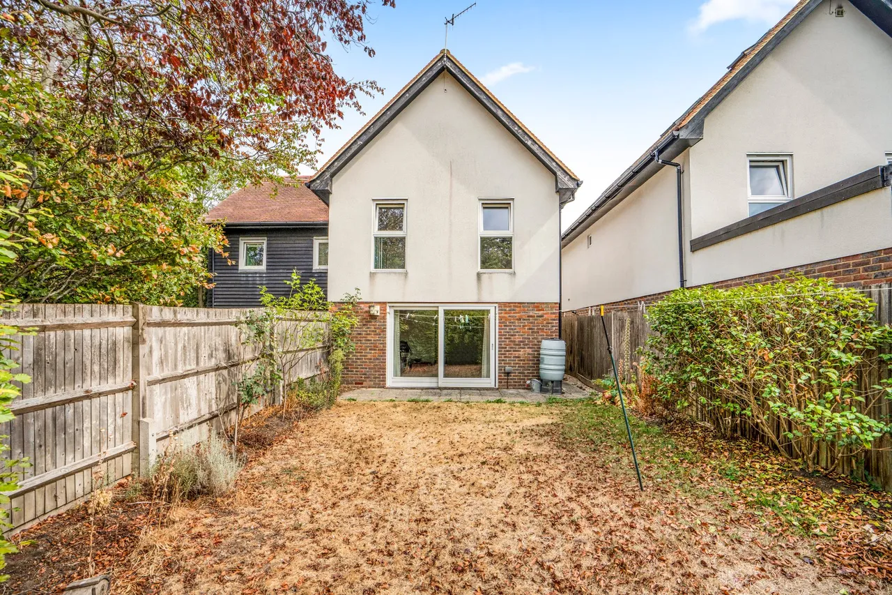 Oak Tree Gardens, Guildford, GU1, photo 16