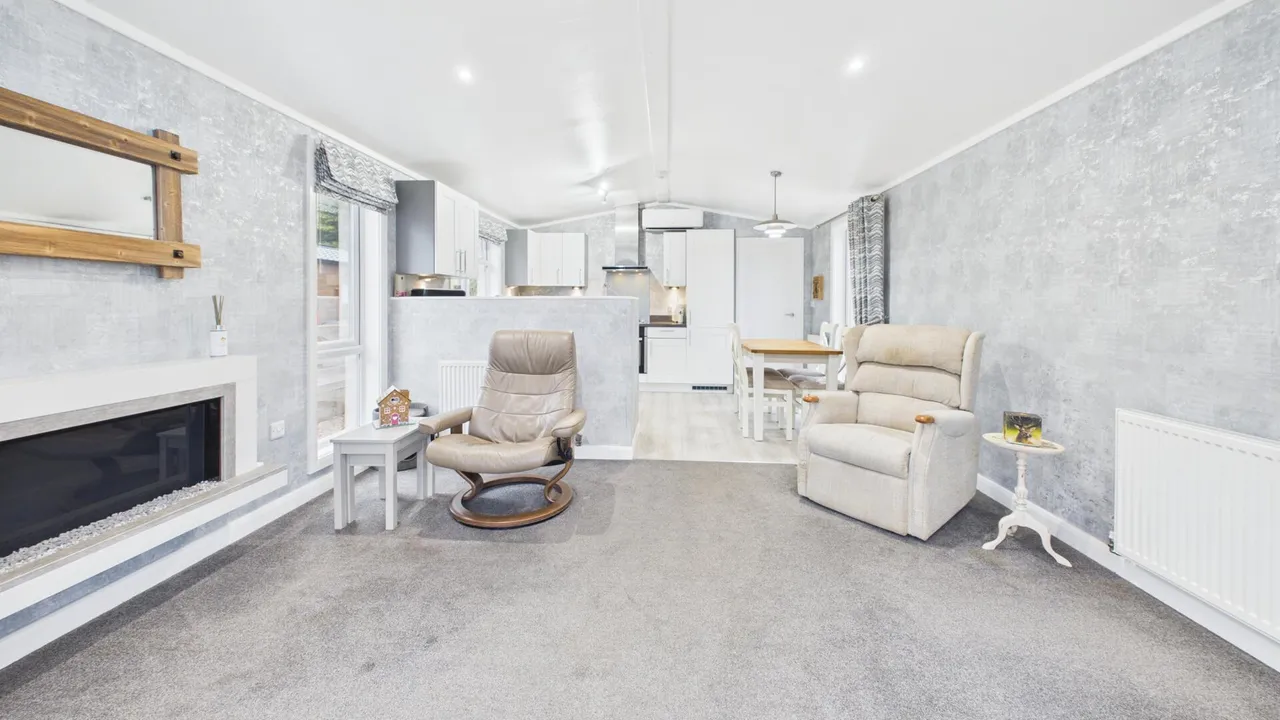 Barholm Rd, Tallington Lakes, PE9, photo 5
