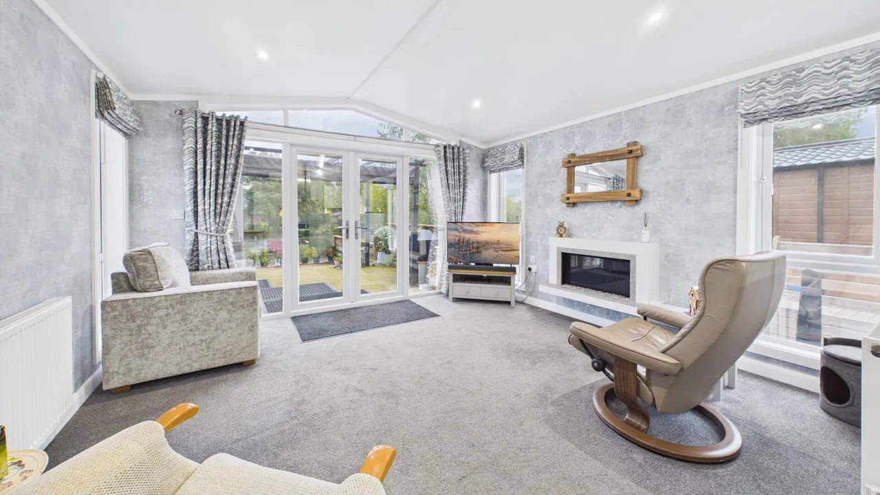 Barholm Rd, Tallington Lakes, PE9, photo 6
