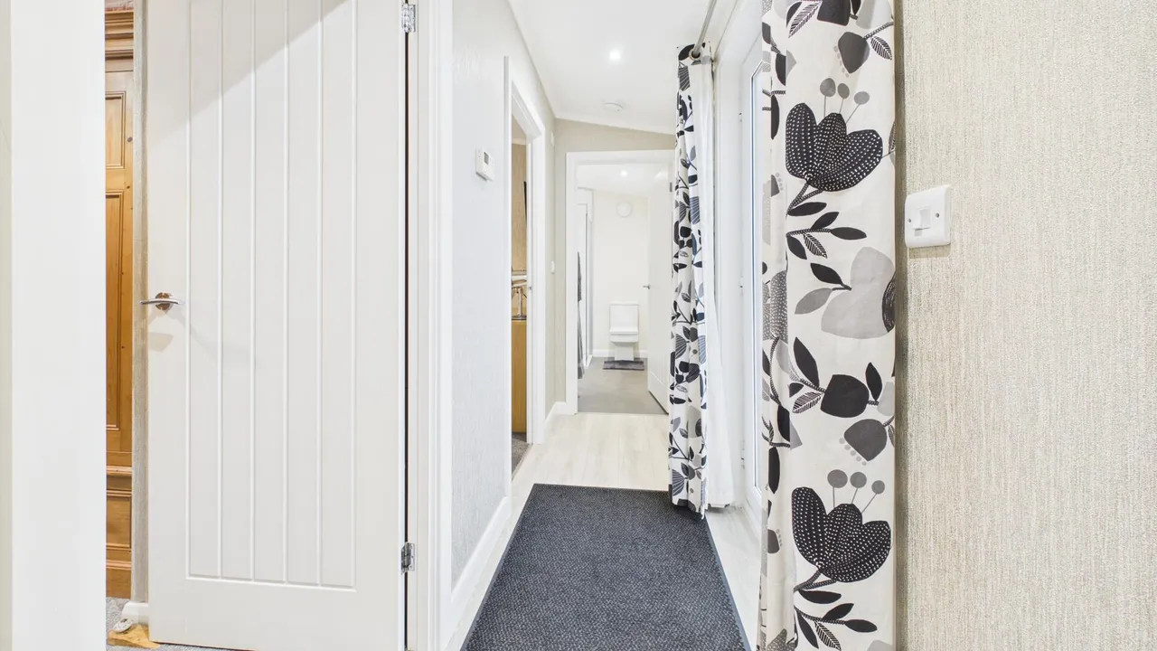 Barholm Rd, Tallington Lakes, PE9, photo 8