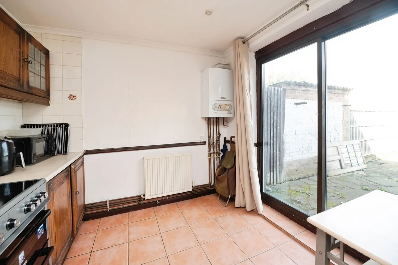 Ongar Way, Rainham, RM13, photo 16