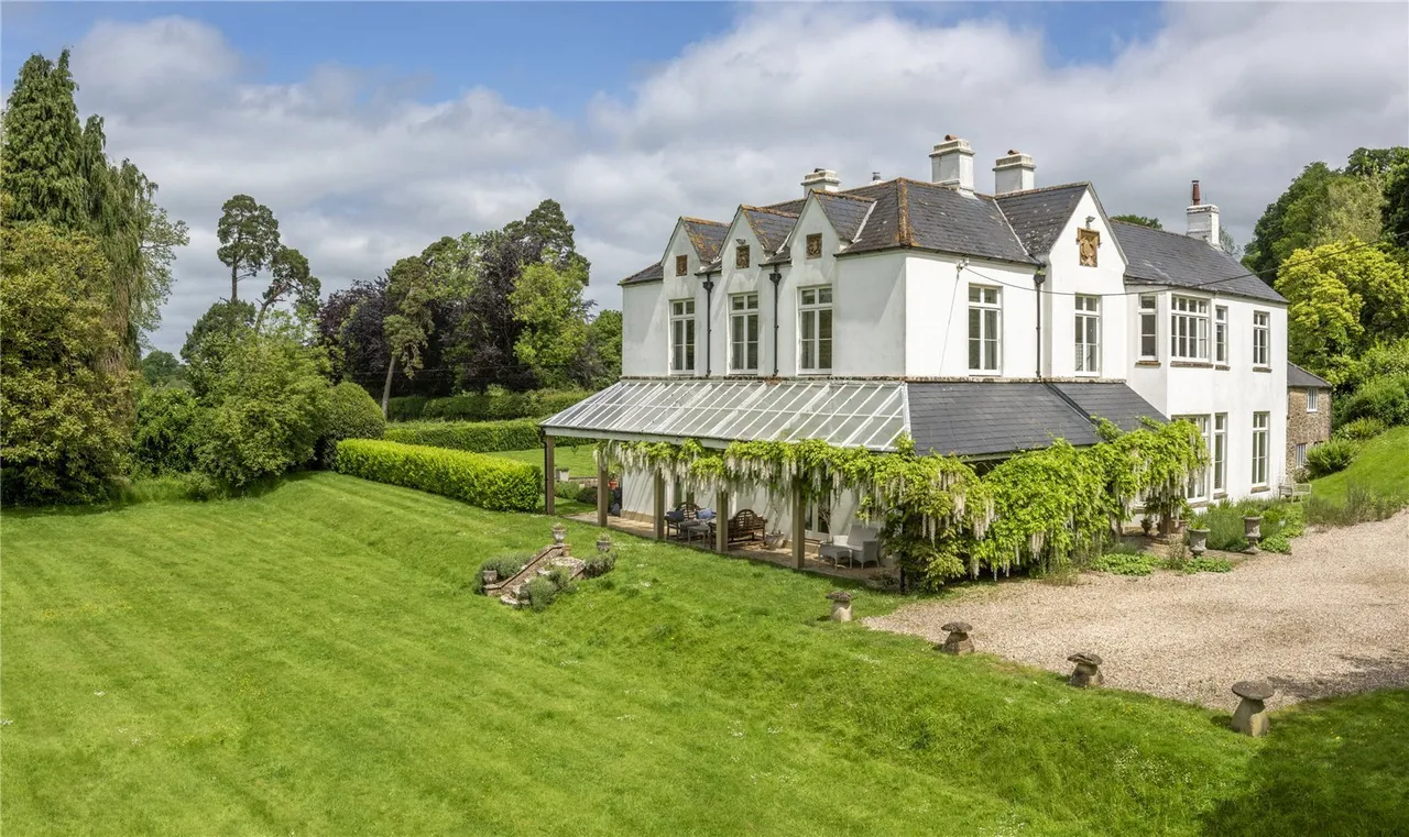 9 bed house for sale, Stocklinch, Ilminster, TA19