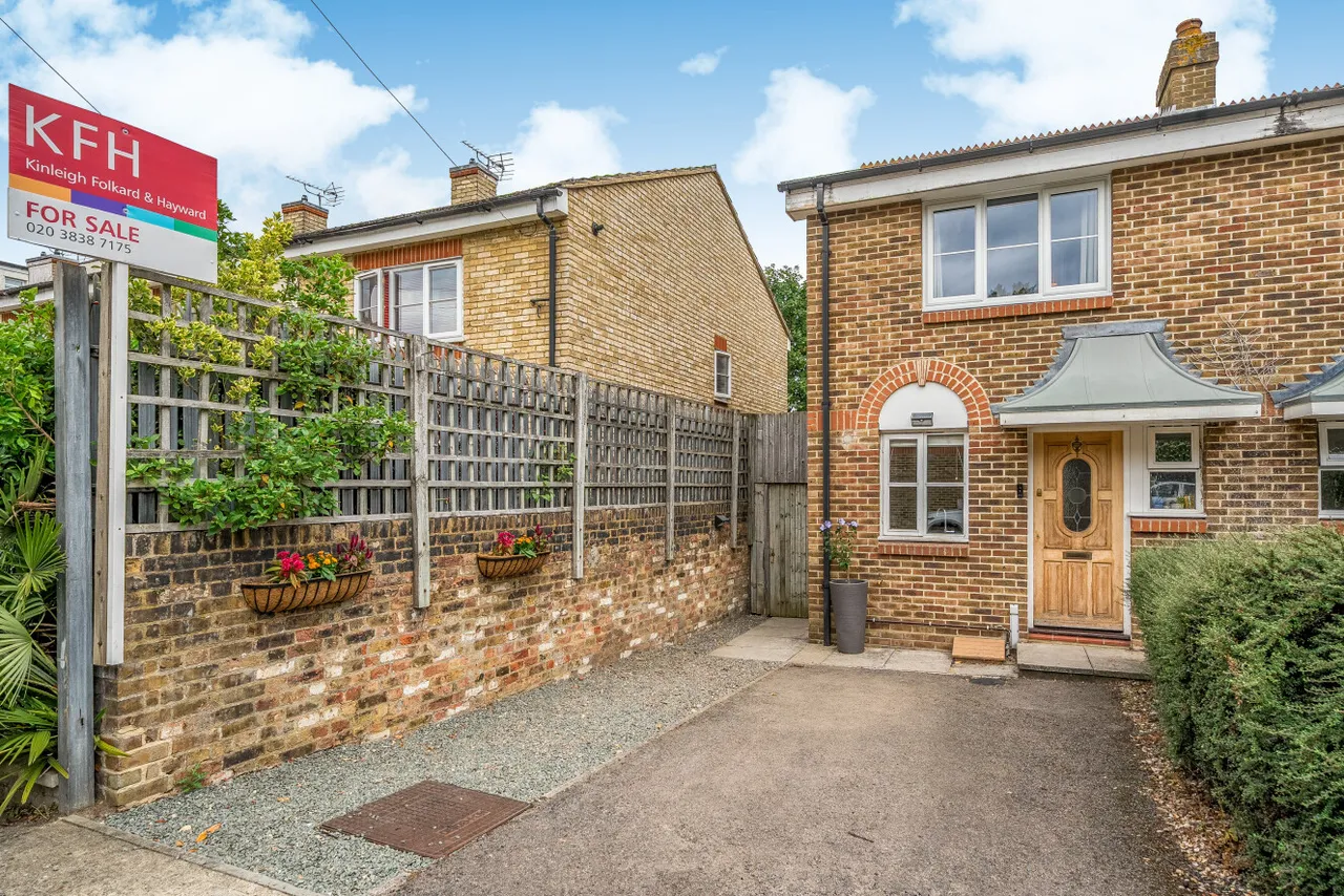 2 bed house for sale — Parkside Close, London, SE20