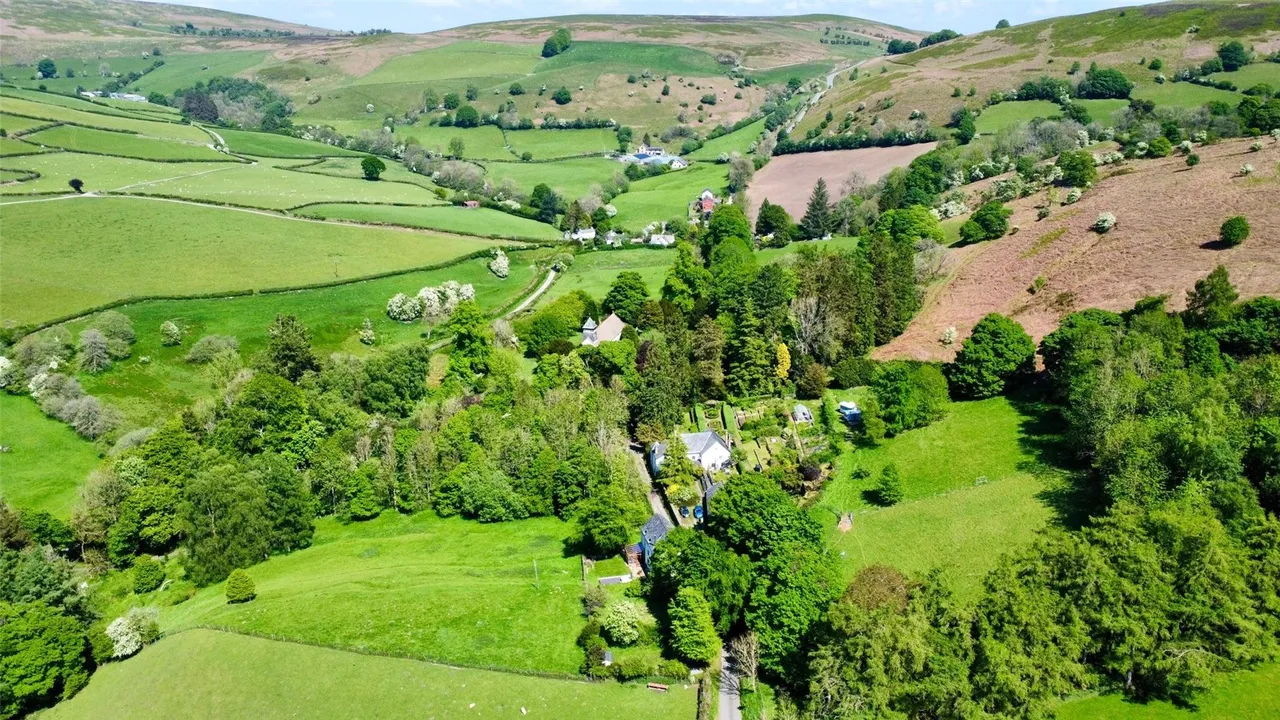 Glascwm, Llandrindod Wells, photo 3