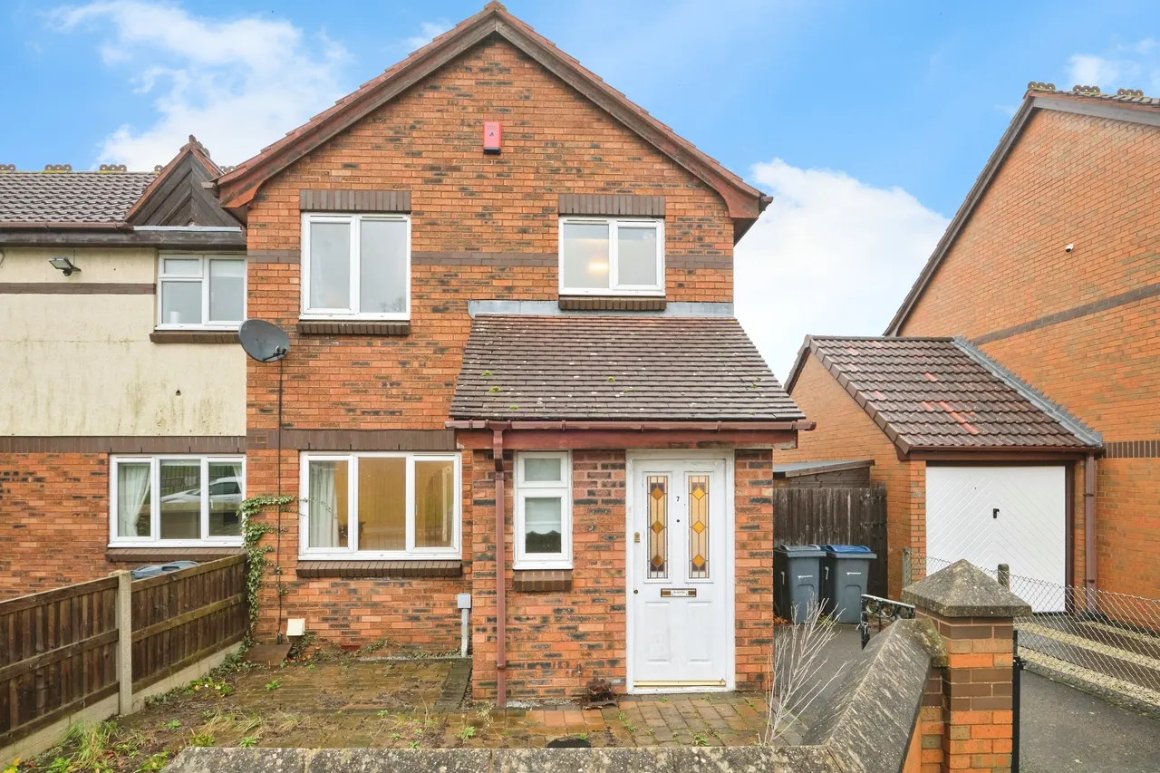 3 bed house for sale — Bramley Road, Birmingham