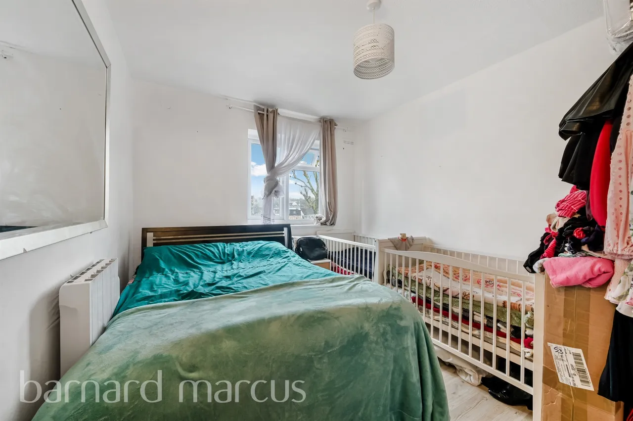 Canadian Avenue, London, SE6, photo 2