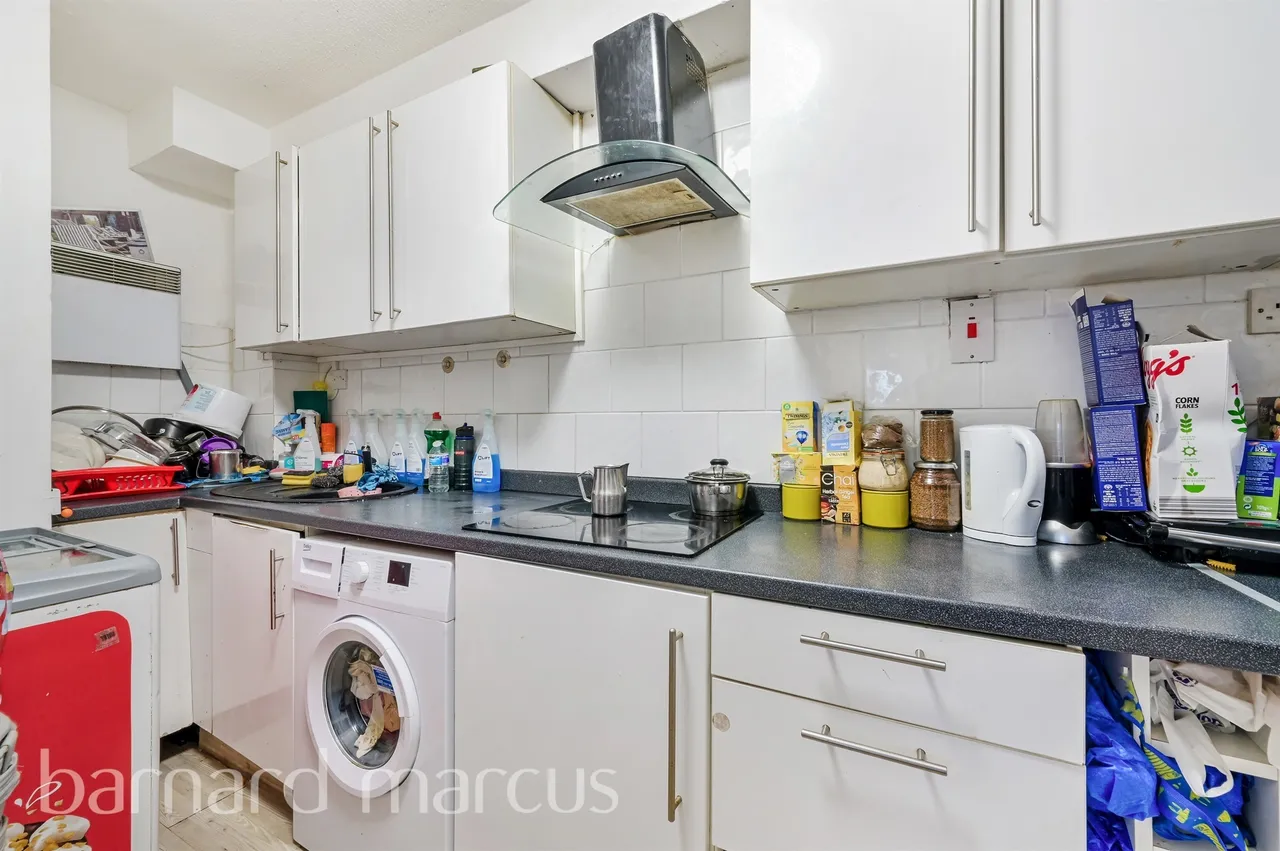 Canadian Avenue, London, SE6, photo 3