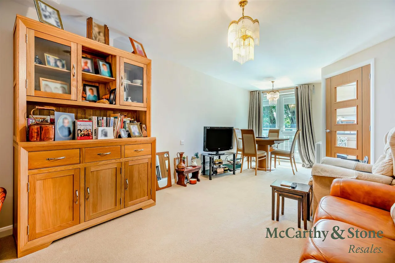 North Road, Ponteland, NE20, photo 4
