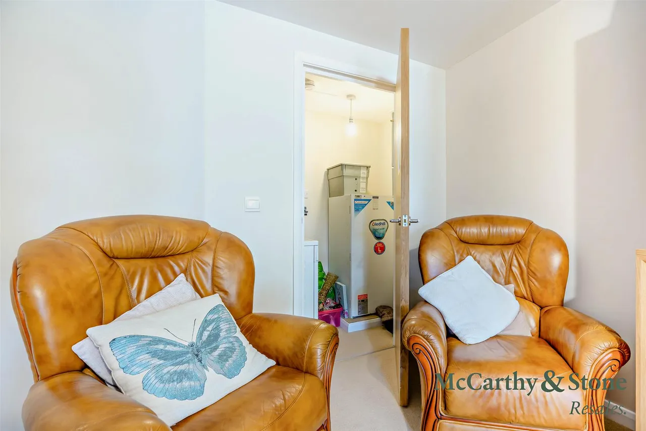 North Road, Ponteland, NE20, photo 18