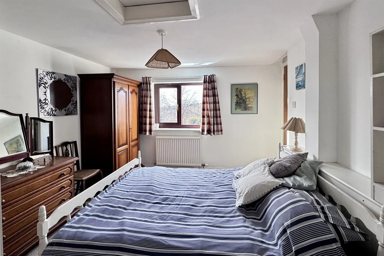 Haywards Close, Glossop, photo 28