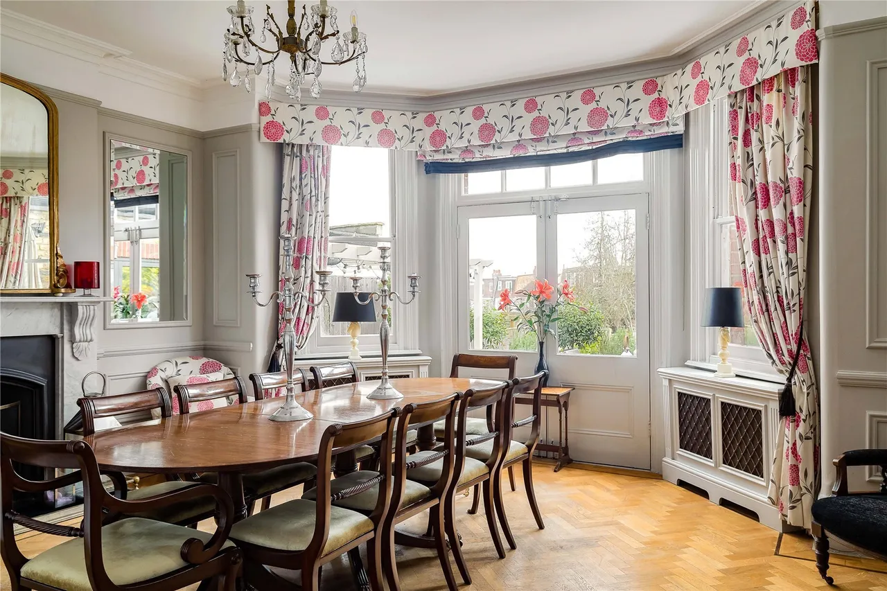 Sutherland Grove, London, SW18, photo 5