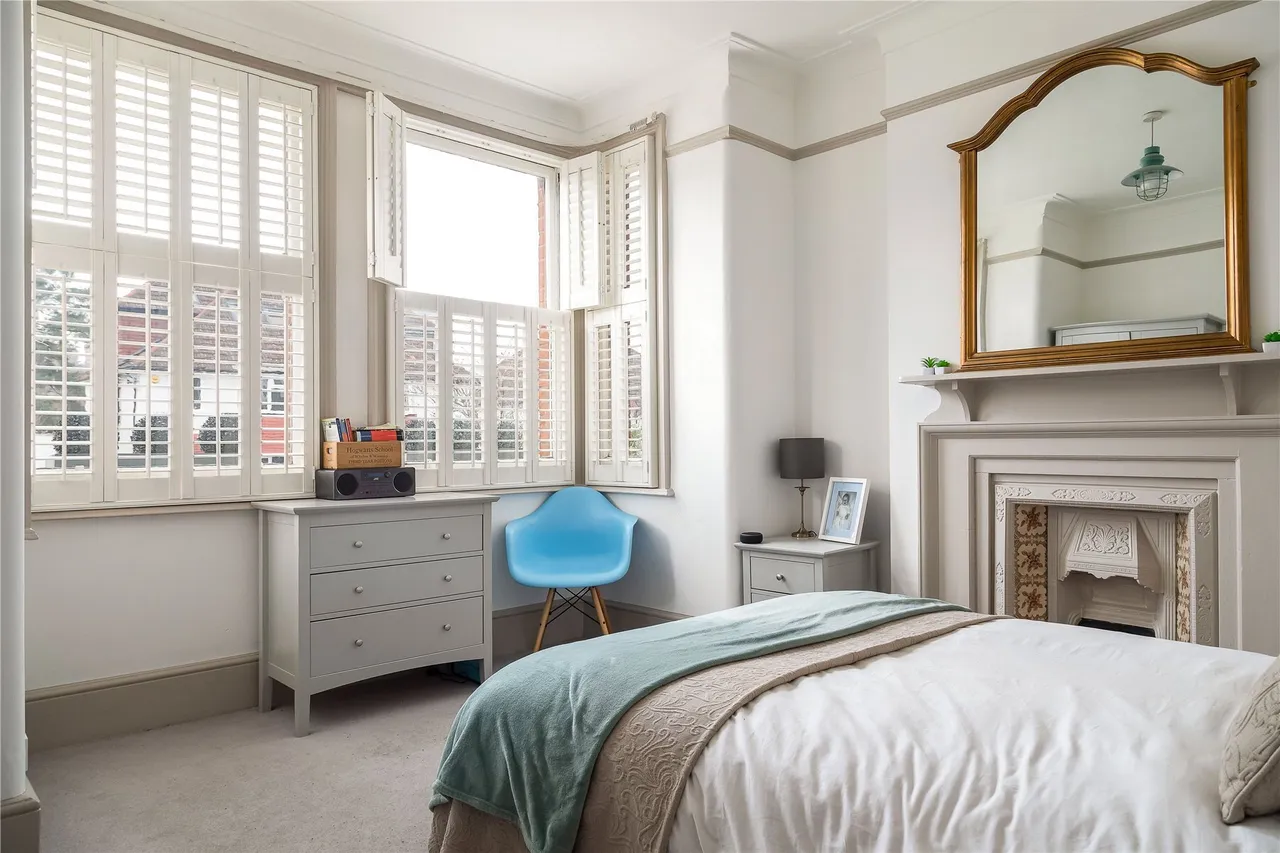 Sutherland Grove, London, SW18, photo 9