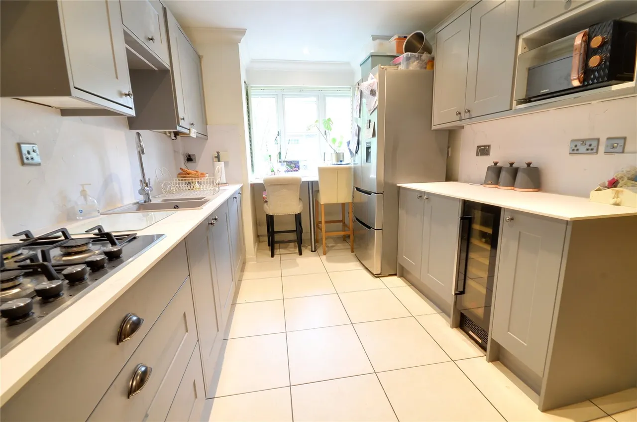 Rockdene Close, East Grinstead, RH19, photo 5