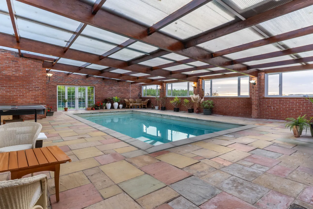 Birmingham Road, Marlbrook, B61, photo 3