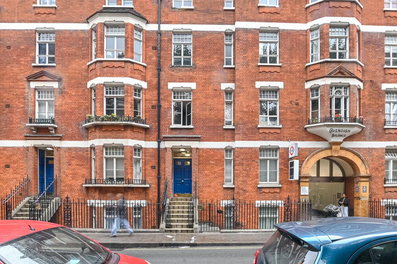 13 Cavendish Buildings, Gilbert Street, London, photo 5
