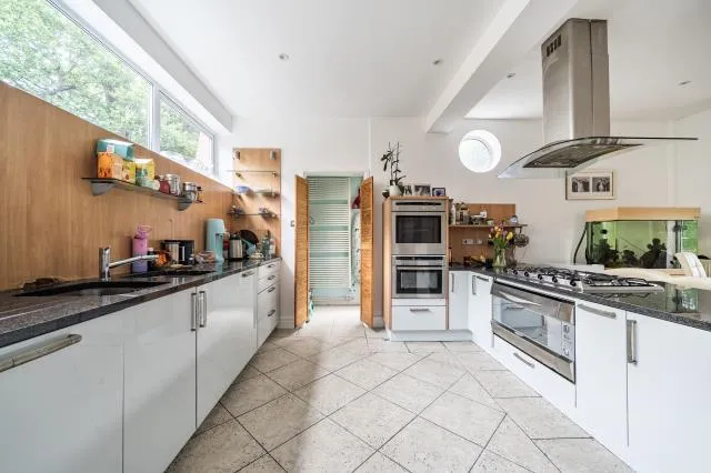 Hendon Avenue, London, N3, photo 5