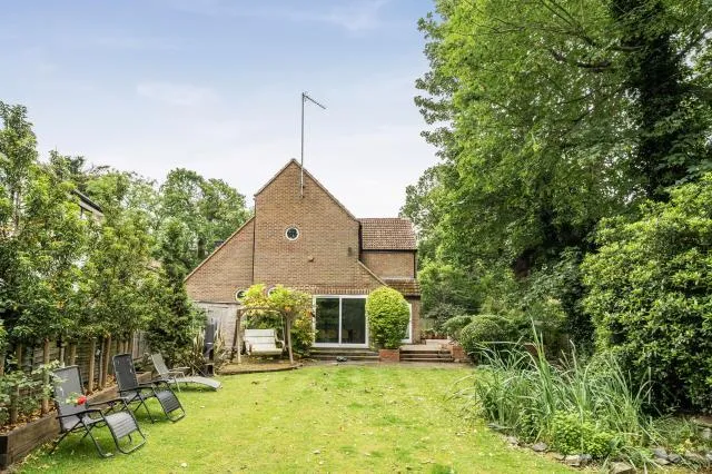 Hendon Avenue, London, N3, photo 22