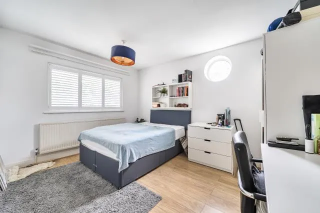 Hendon Avenue, London, N3, photo 15