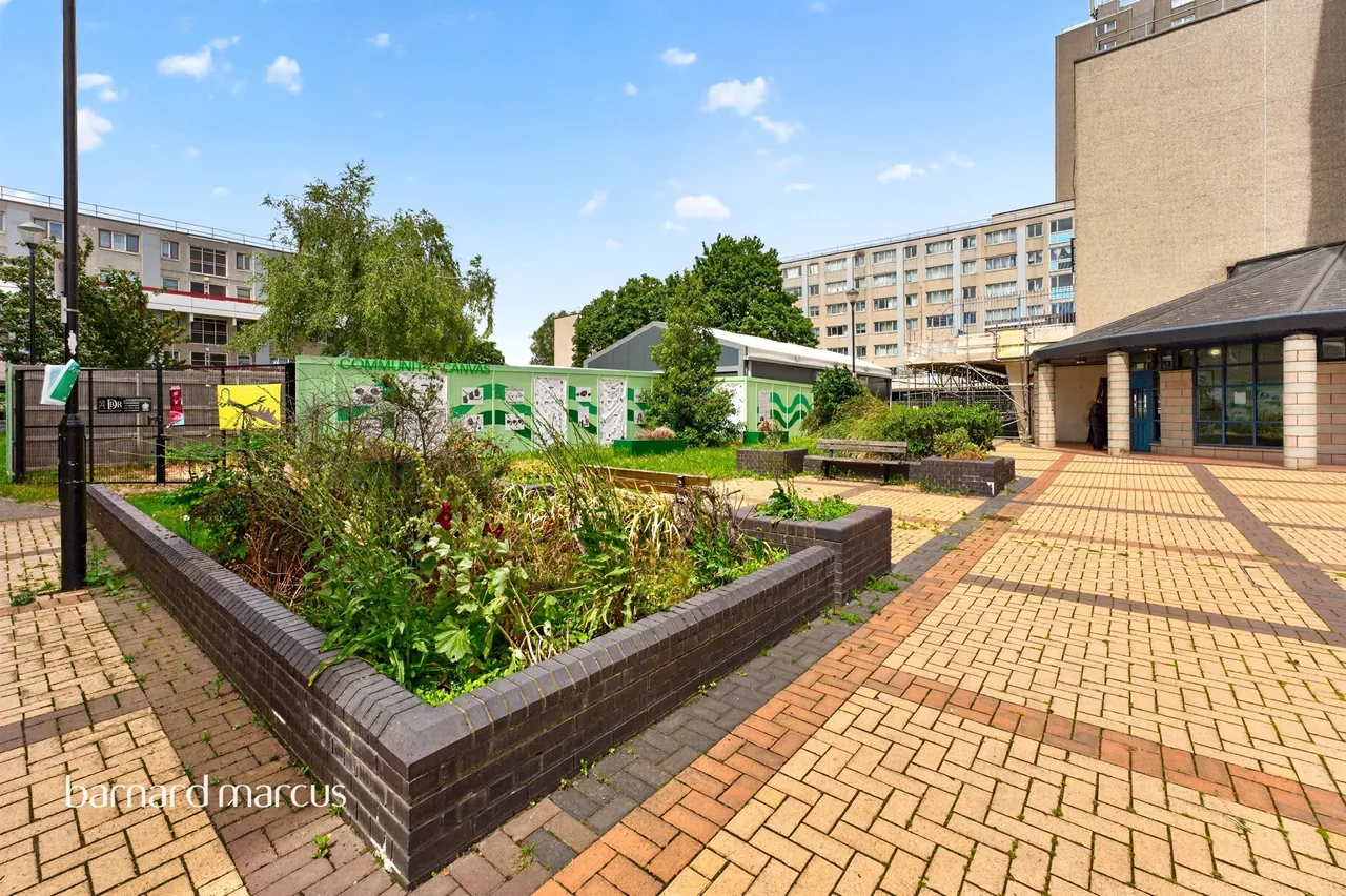 Gloucester Road, London, N17, photo 11