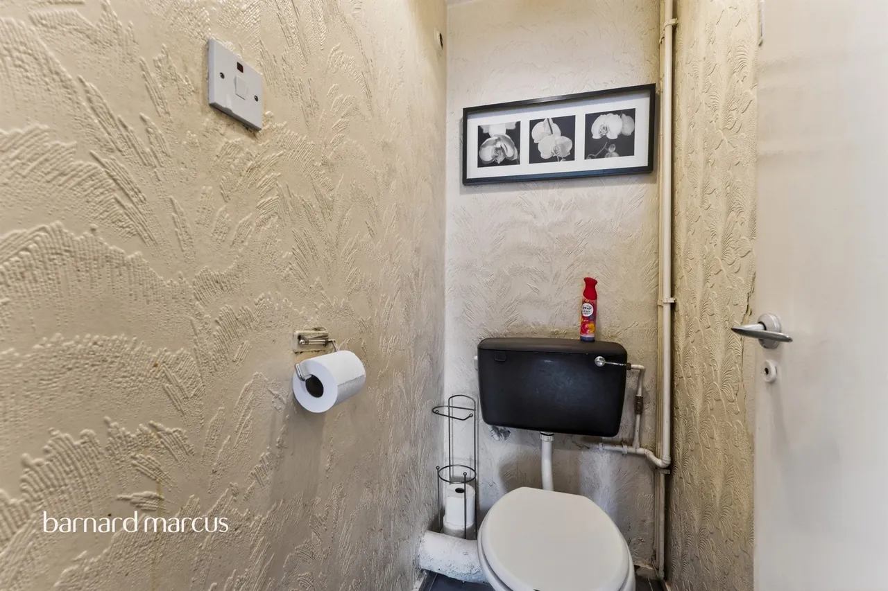 Gloucester Road, London, N17, photo 6