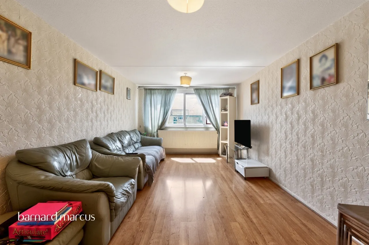 Gloucester Road, London, N17, photo 8