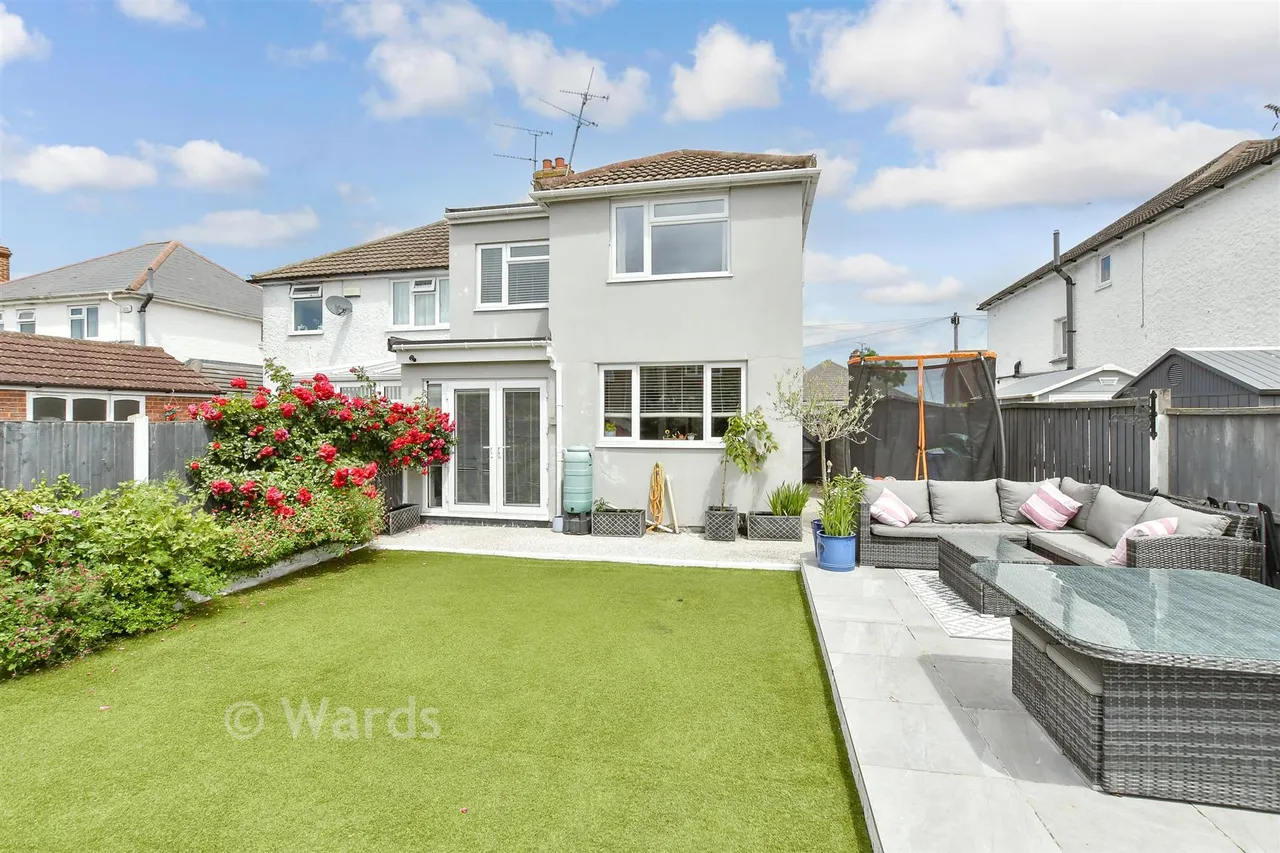 Vincent Road, Sittingbourne, ME10, photo 13