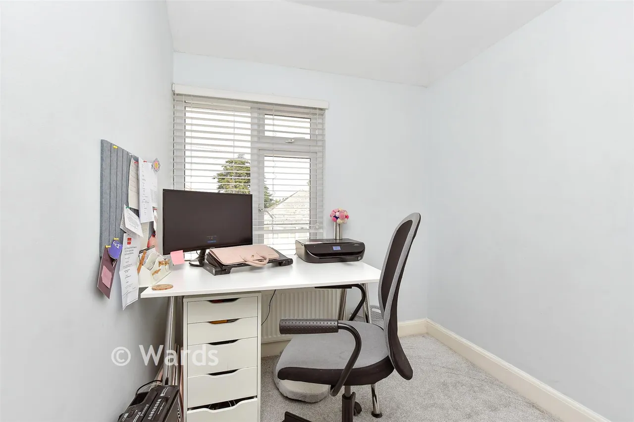 Vincent Road, Sittingbourne, ME10, photo 12