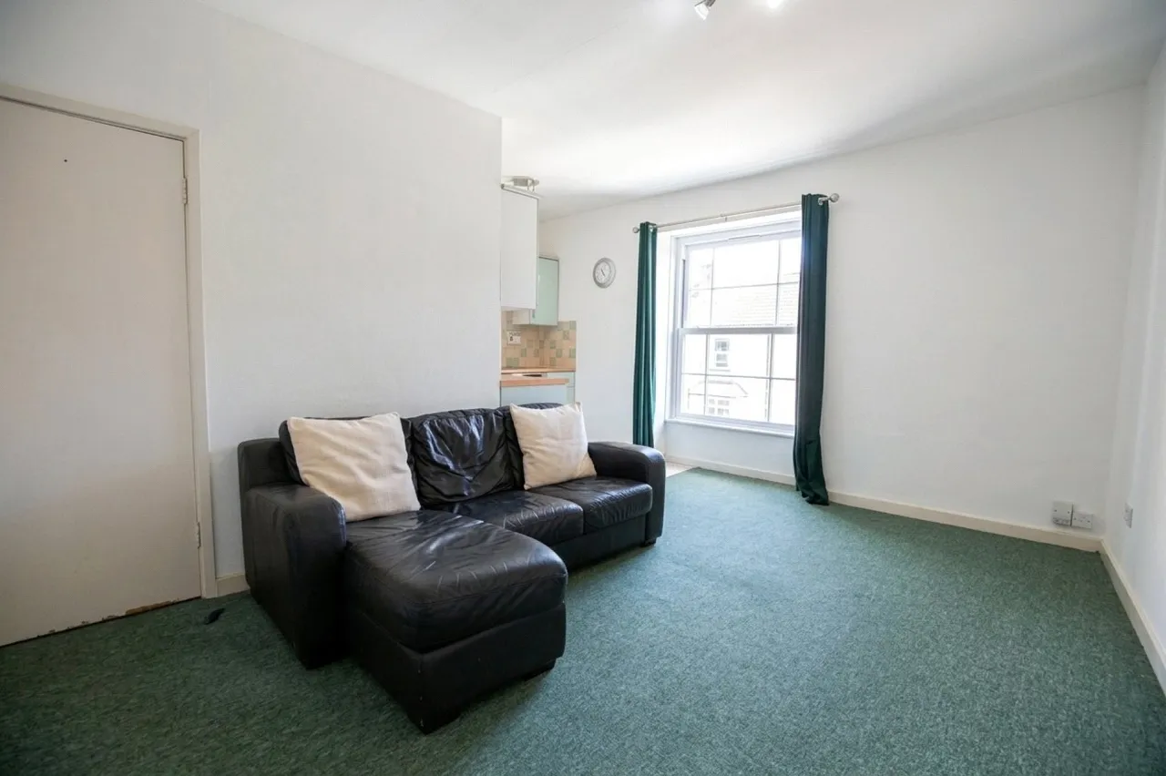 Whiteladies Road, Bristol, BS8, photo 4