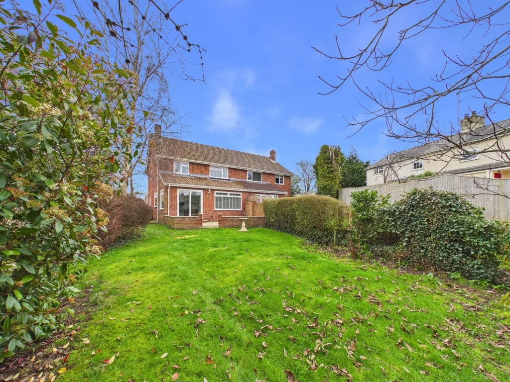 Chapel Hill, Tilehurst, RG31, photo 19