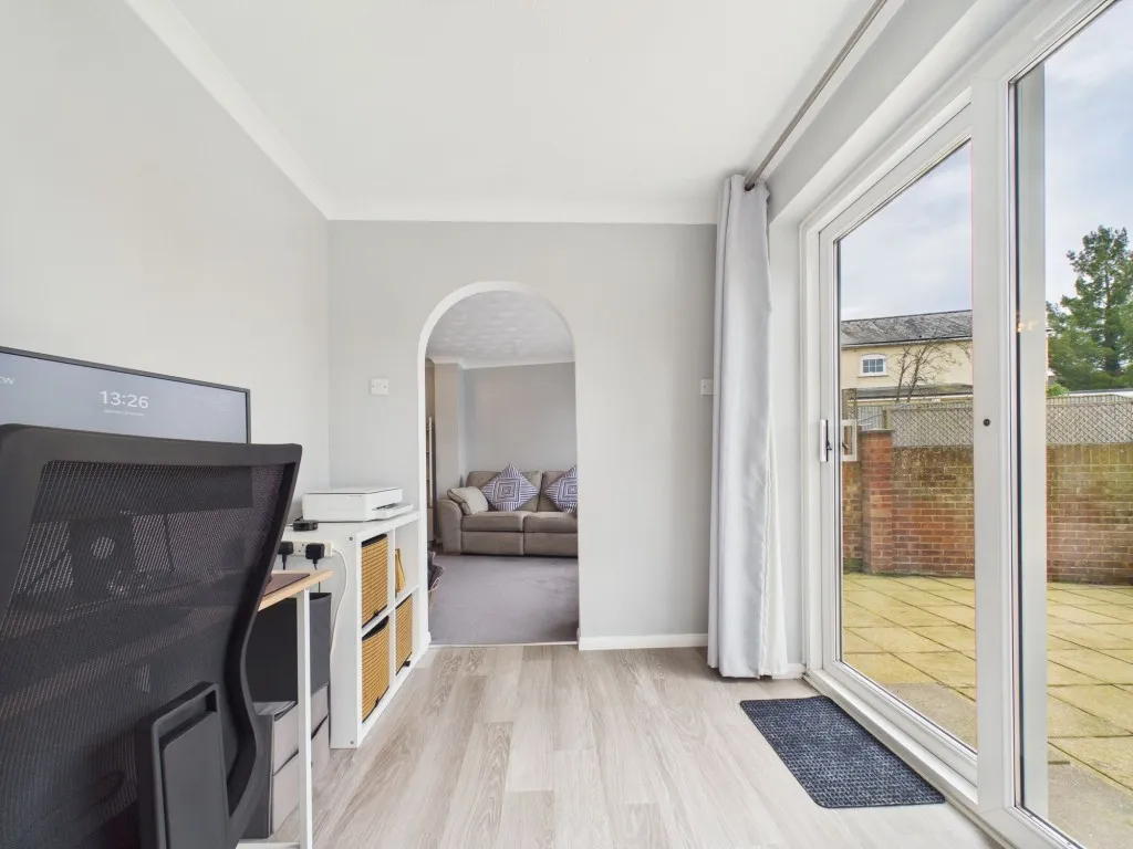 Chapel Hill, Tilehurst, RG31, photo 8