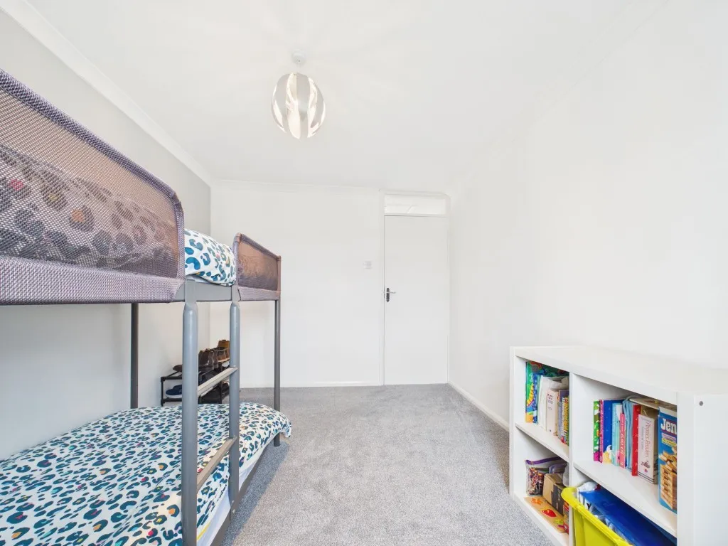 Chapel Hill, Tilehurst, RG31, photo 14