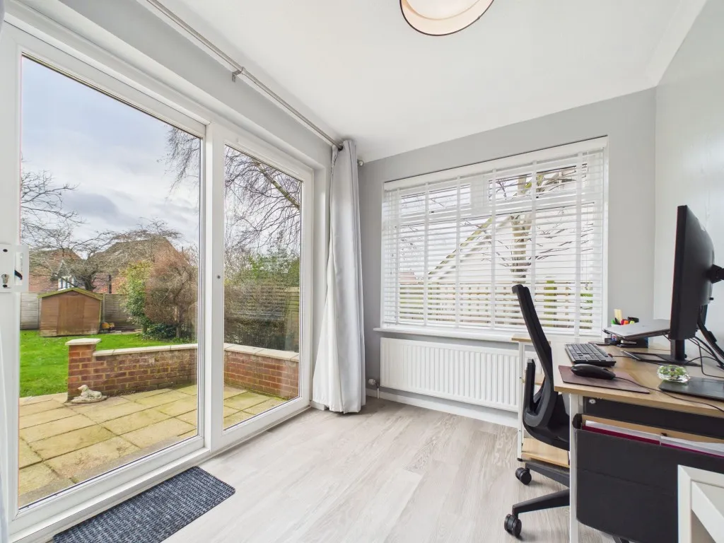 Chapel Hill, Tilehurst, RG31, photo 9