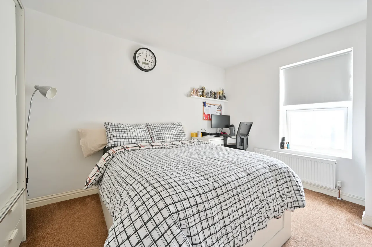 180 Chester Road, Watford, photo 7