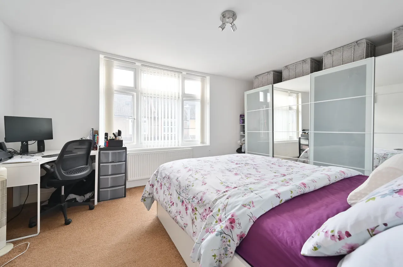 180 Chester Road, Watford, photo 6