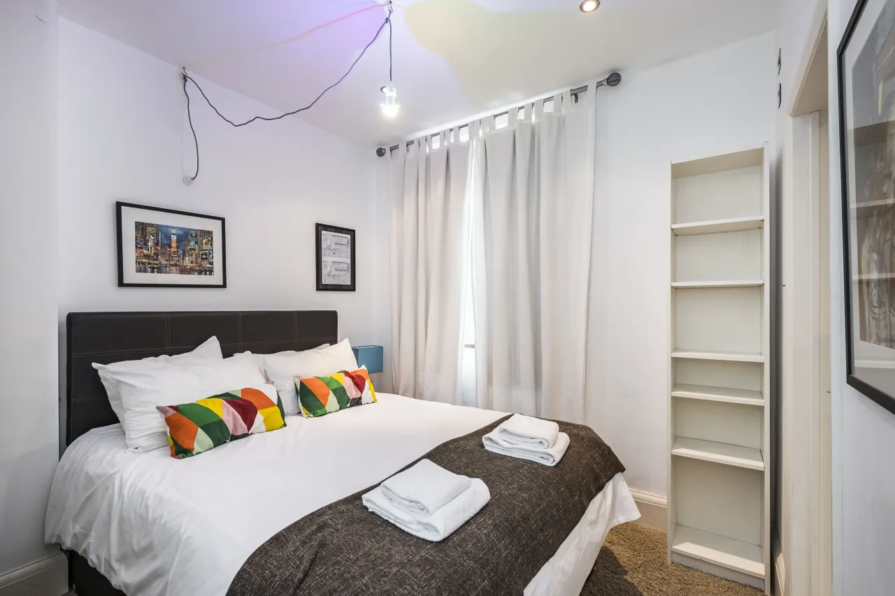 Victoria Mews, Hoxton, E2, photo 9