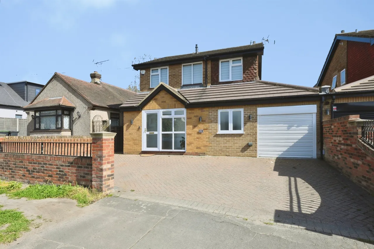 4 bed house for sale — North Street, Nazeing, WALTHAM ABBEY