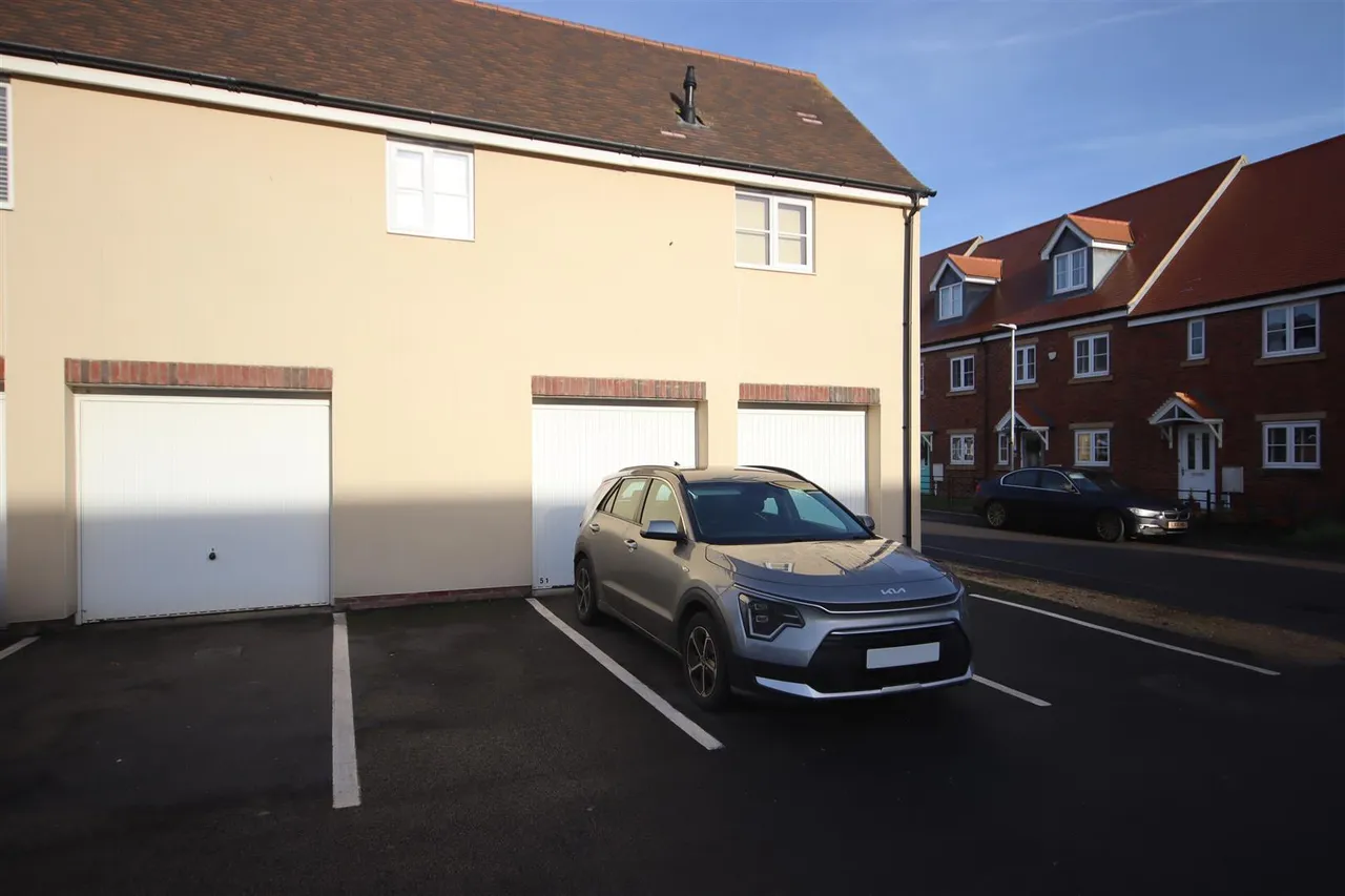 Milbourne Way, Chippenham, photo 14