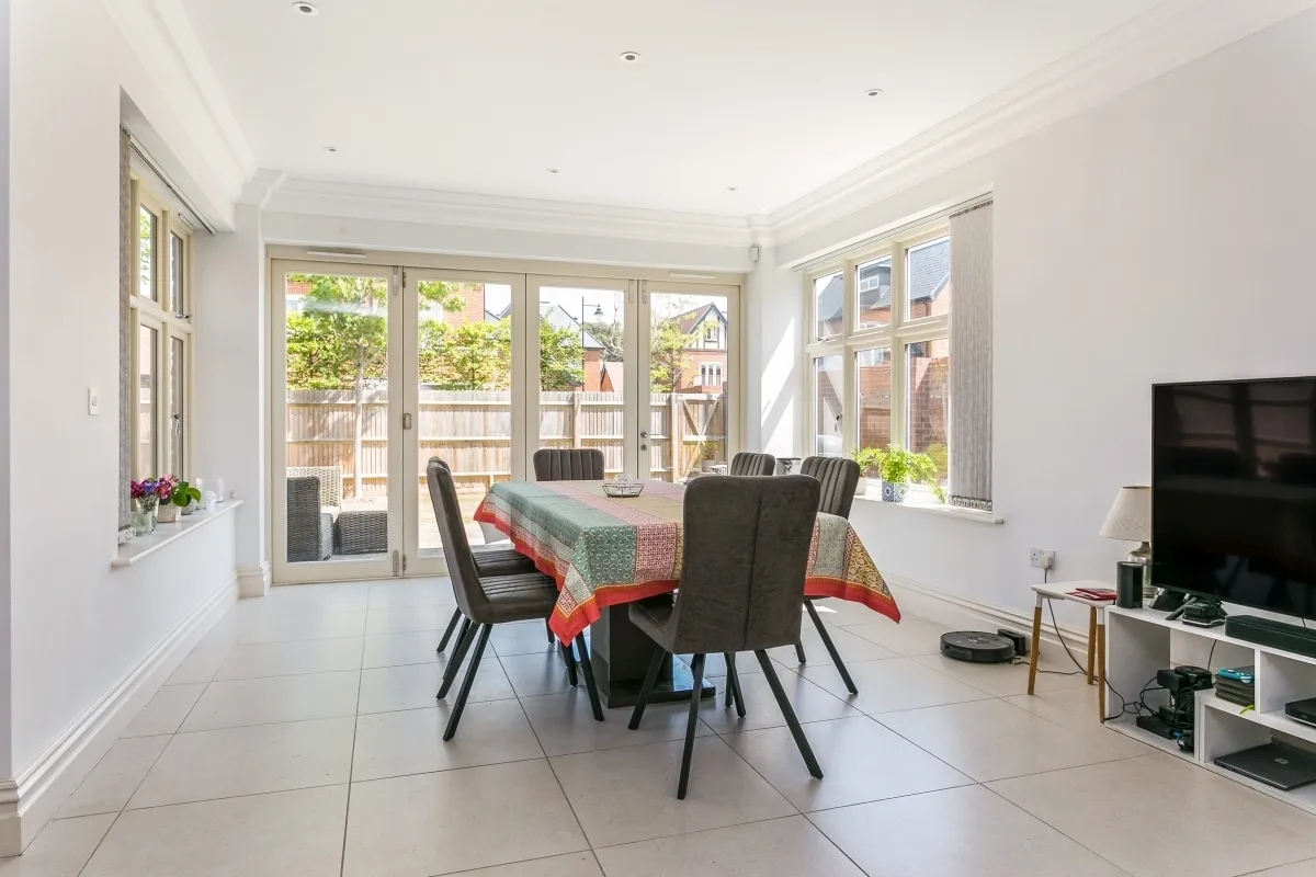 Rutland Close Taplow SL6, photo 9