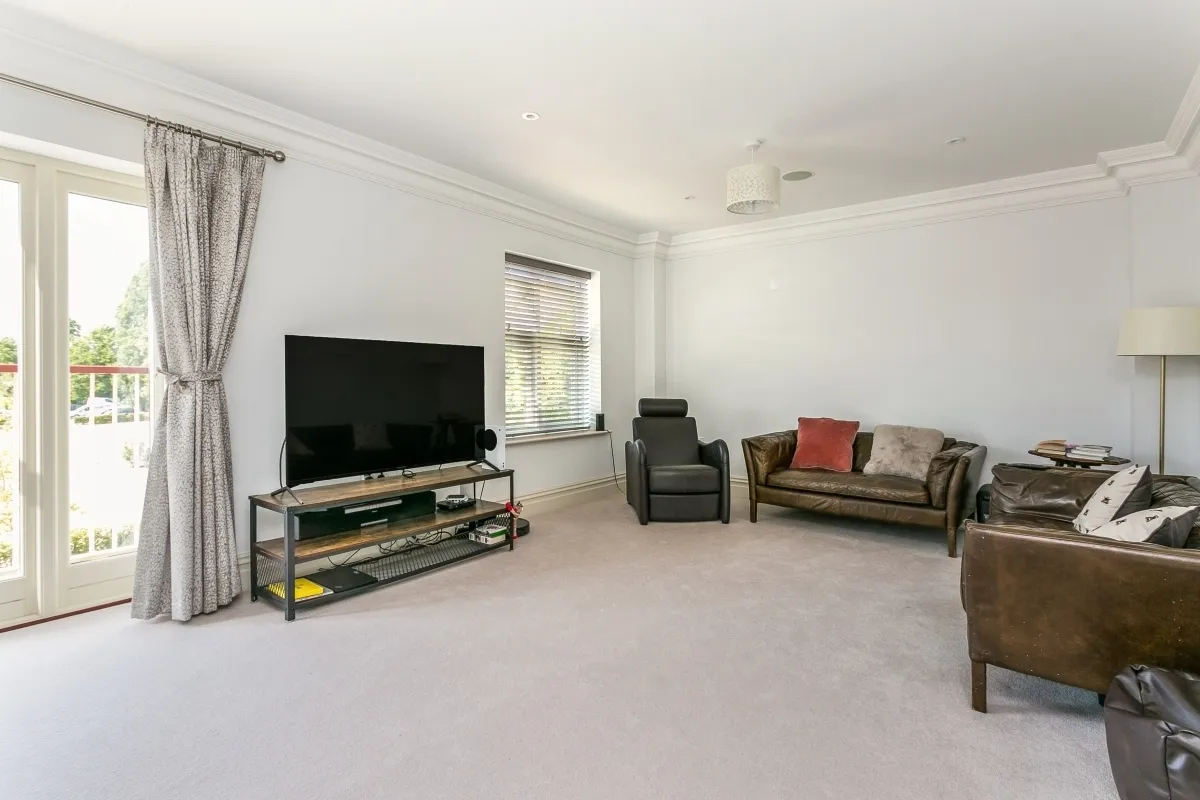Rutland Close Taplow SL6, photo 10