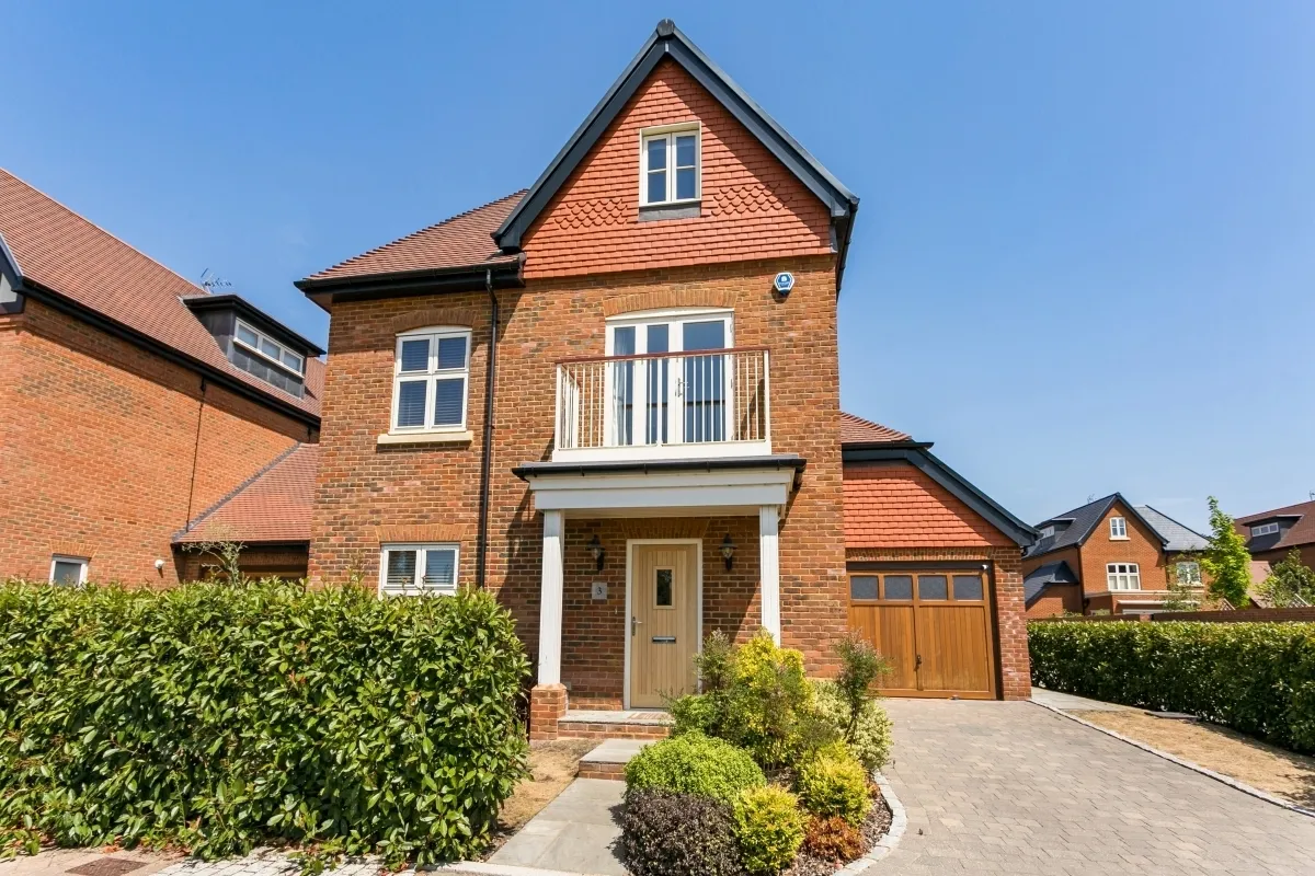 Rutland Close Taplow SL6, photo 2