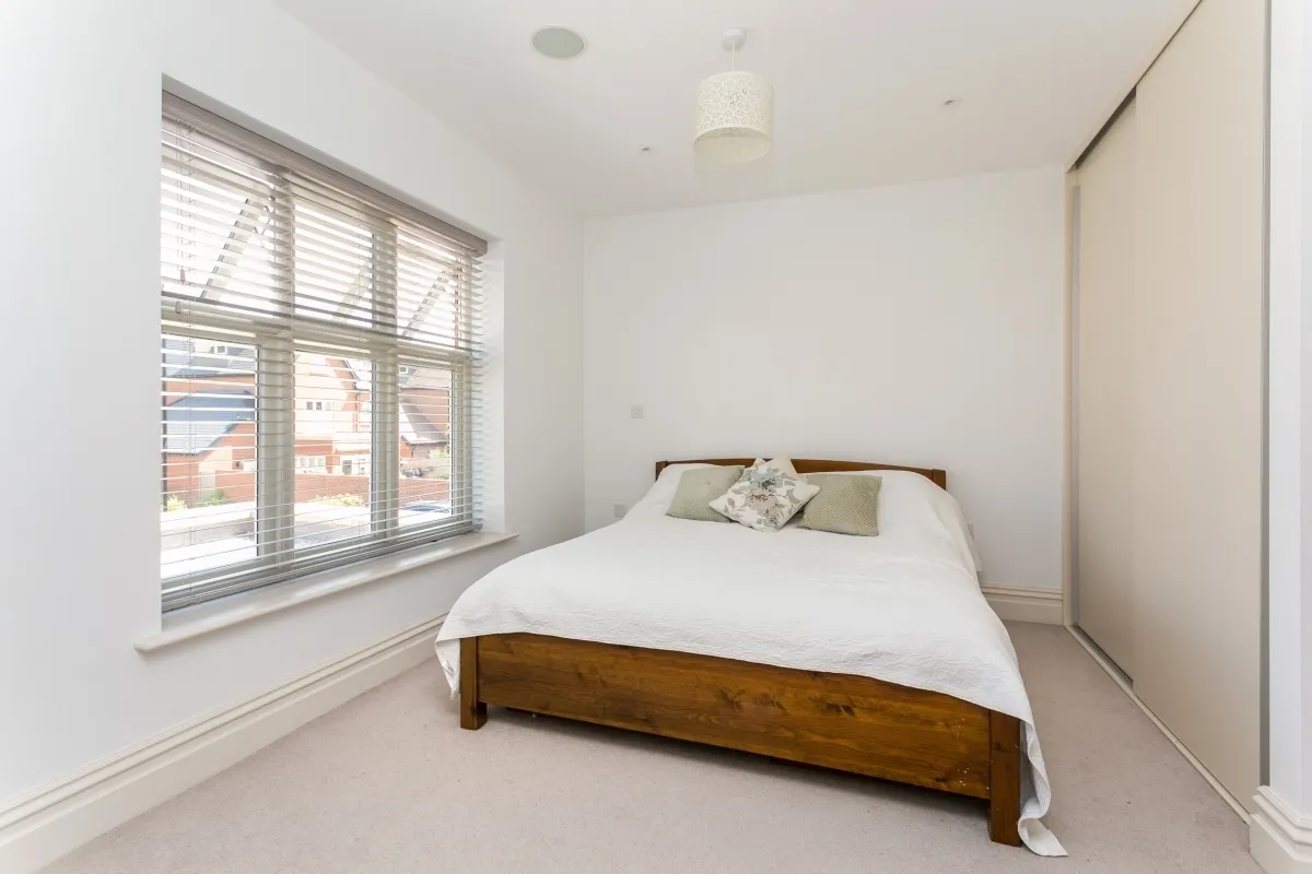 Rutland Close Taplow SL6, photo 11