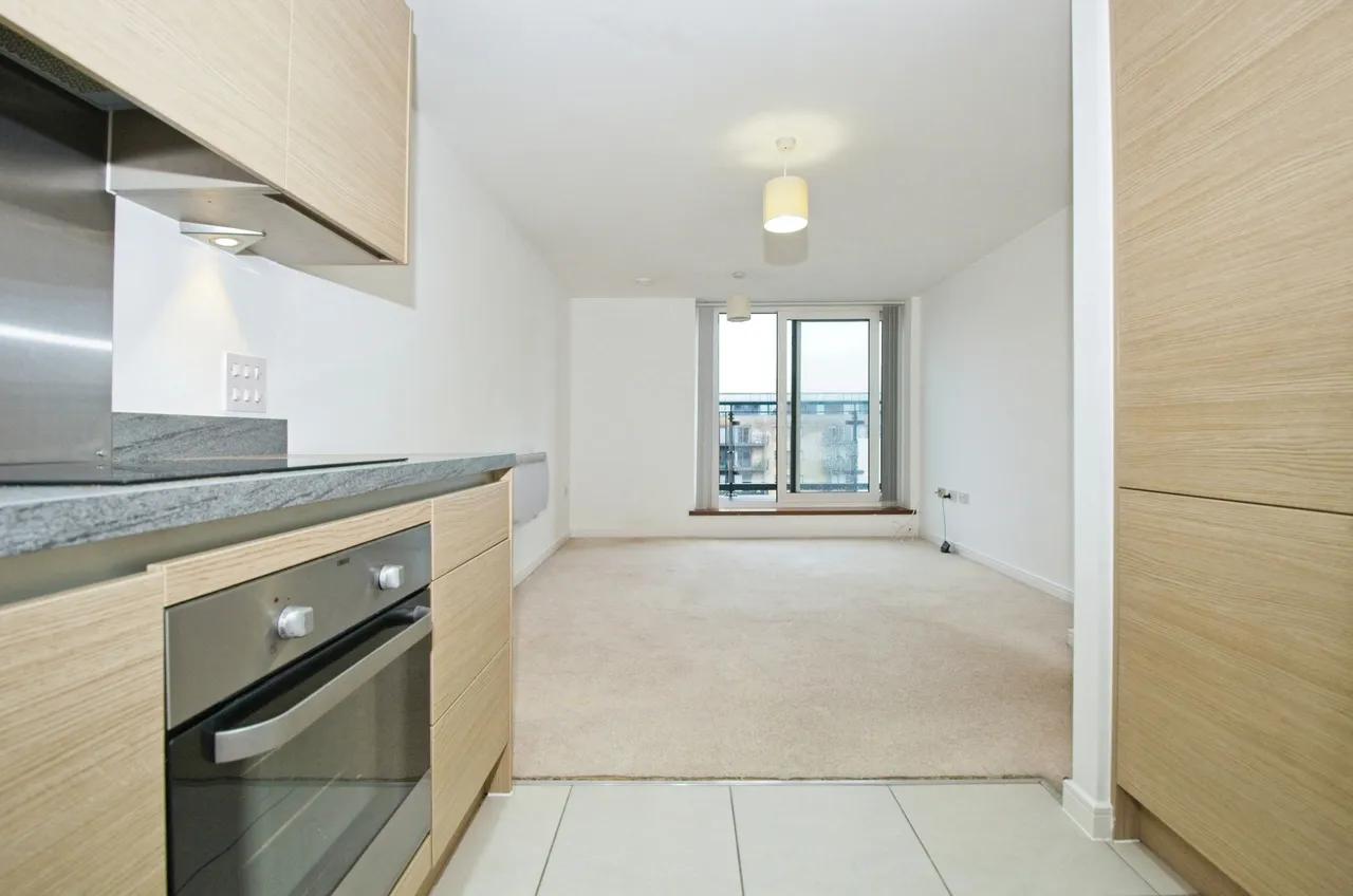 Douglas House, Ferry Court, Cardiff, CF11, photo 6