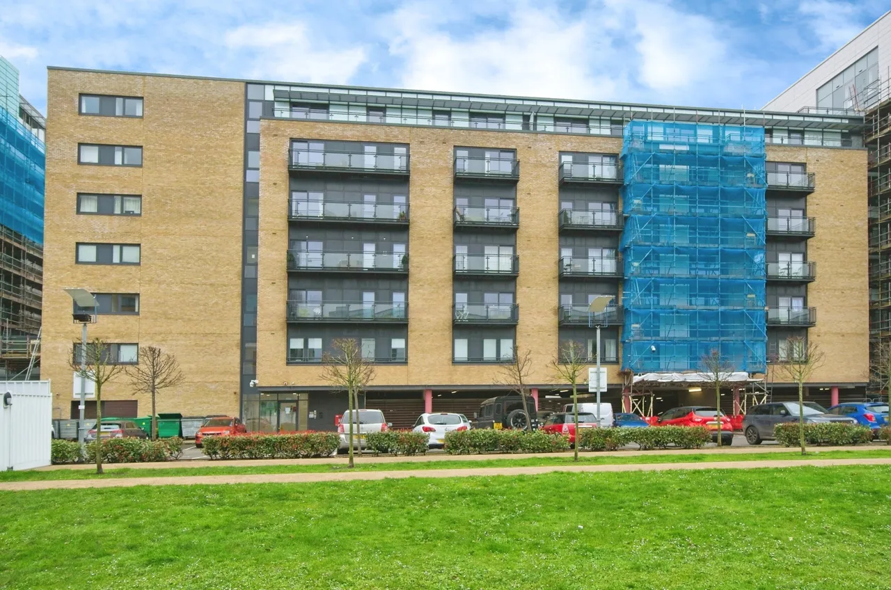 Douglas House, Ferry Court, Cardiff, CF11, photo 12