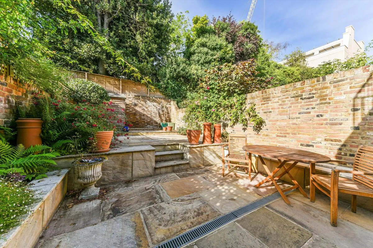 4 bed house to rent, Ordnance Hill, London, NW8